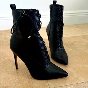Aldo Heeled Boots Size 8M